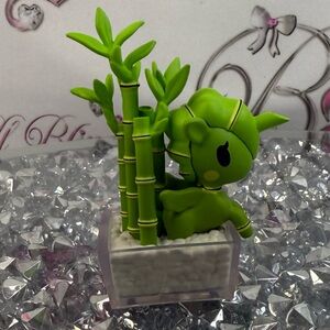 tokidoki botanical longevity Green Kawaii Plant Figure Bamboo White Planter